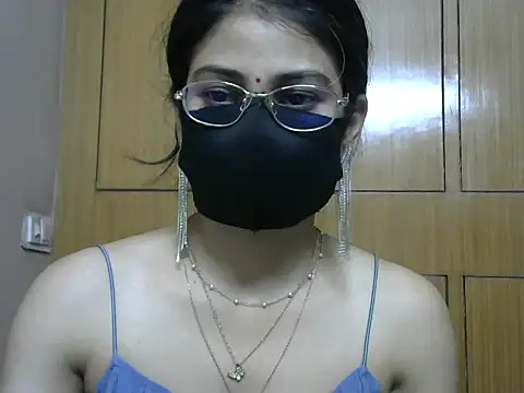 Snapshot of Fairy_Pie chatting on May 25, 2026, 6:25 pm Fairy Pie online show from May 25, 2026, 6:25 pm