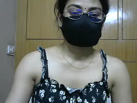 Snapshot of Fairy_Pie chatting on June 3, 2026, 7:08 pm Fairy Pie online show from June 3, 2026, 7:08 pm