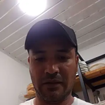 sexlocos online show from November 15, 2025, 7:32 pm