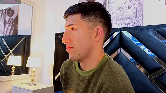 Un Sluttyy online show from April 18, 2026, 11:25 am