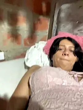 Snapshot of Scarlett_love7 chatting on November 18, 2025, 8:46 pm Scarlett love7 online show from November 18, 2025, 8:46 pm