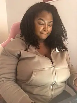 Fxncymuse online show from February 8, 2026, 6:11 pm