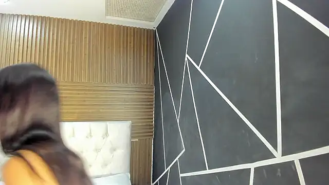 ZarinaWynne online show from March 24, 2026, 1:16 pm