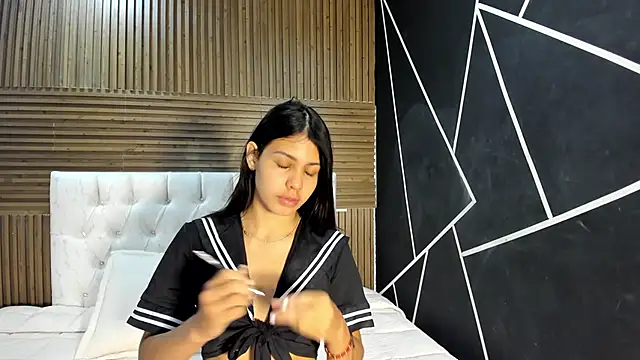 ZarinaWynne online show from March 29, 2026, 1:00 pm