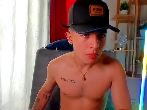 Snapshot of latiin_boy21 chatting on December 2, 2025, 7:09 pm latiin boy21 online show from December 2, 2025, 7:09 pm