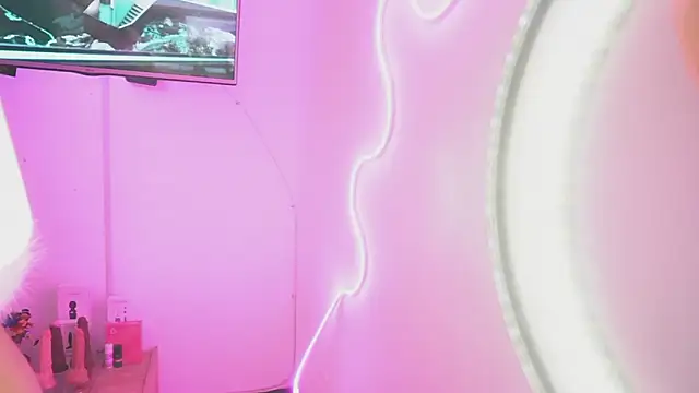 Snapshot of Missara_ chatting on November 18, 2025, 12:49 am Missara online show from November 18, 2025, 12:49 am