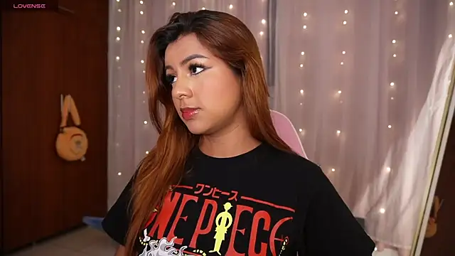 Snapshot of Missara_ chatting on January 13, 2026, 1:11 am Missara online show from January 13, 2026, 1:11 am