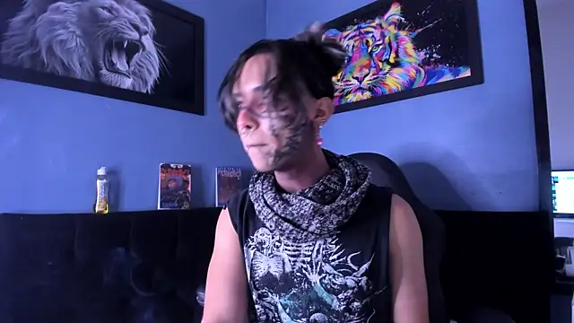 luxiel  online show from December 21, 2025, 4:52 am