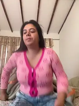 Snapshot of LorieFerrer chatting on May 5, 2026, 4:26 pm LorieFerrer online show from May 5, 2026, 4:26 pm