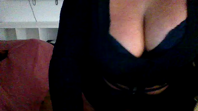 cleo094 online show from November 23, 2025, 3:39 am