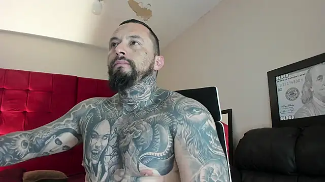 VenomHeat online show from November 28, 2025, 8:00 pm