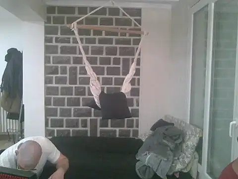 Snapshot of samia42 chatting on November 28, 2025, 4:31 pm samia42 online show from November 28, 2025, 4:31 pm