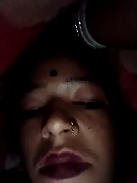 Hot eras8 online show from November 21, 2025, 9:35 pm