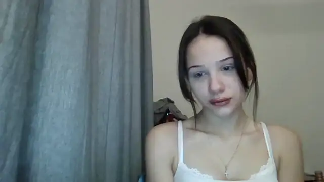 Snapshot of CarmenBody chatting on November 17, 2025, 7:25 am CarmenBody online show from November 17, 2025, 7:25 am