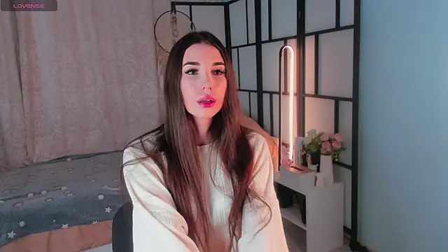 Snapshot of ShennaKoerper chatting on November 26, 2025, 11:11 am ShennaKoerper online show from November 26, 2025, 11:11 am