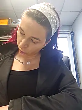 olga tentation online show from February 7, 2026, 9:02 am