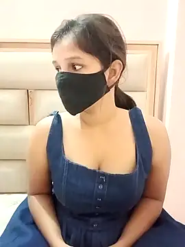 Sexy Divya   online show from November 16, 2025, 5:02 am