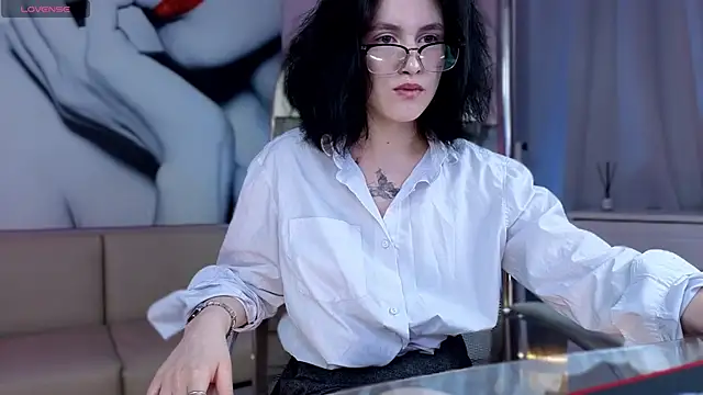 LANICROSS online show from November 14, 2025, 4:17 pm