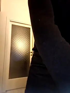 CuteDaddy92 online show from January 7, 2026, 10:45 pm