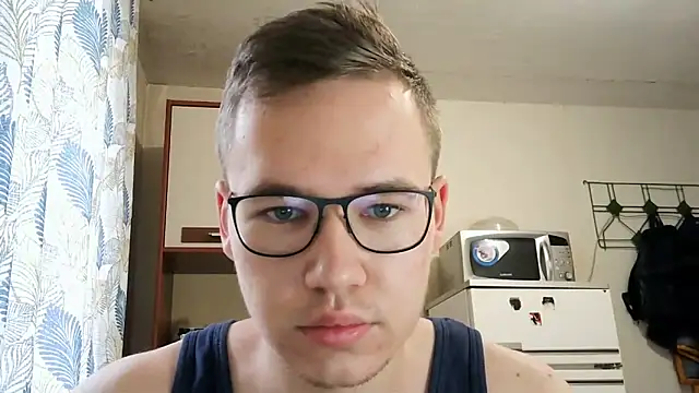 Yminoske online show from November 21, 2025, 4:11 am