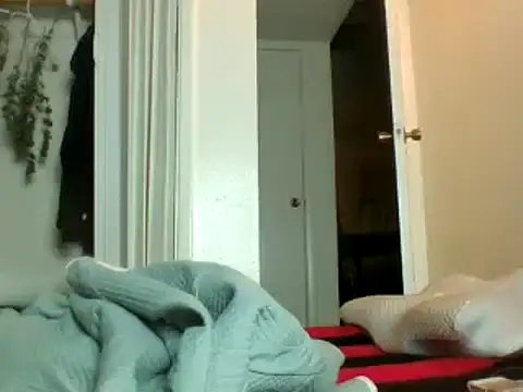 nikkibae33 online show from December 4, 2025, 5:39 am