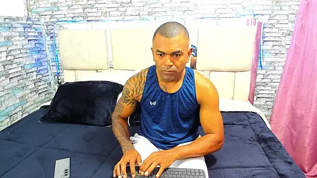 Nick wc online show from November 9, 2025, 9:35 pm