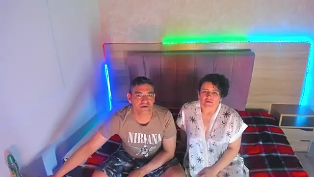 avictoriacruzcm online show from November 12, 2025, 4:02 am