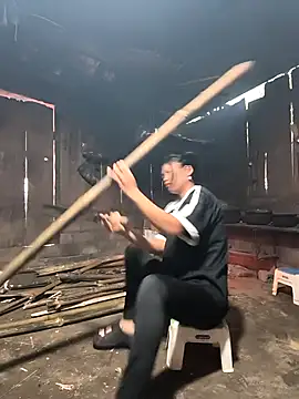 Lynly k2 online show from December 16, 2025, 3:00 am