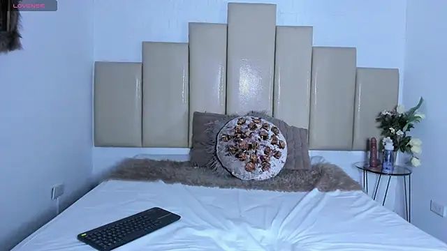 Snapshot of meredith_jones chatting on November 20, 2025, 3:07 am meredith jones online show from November 20, 2025, 3:07 am