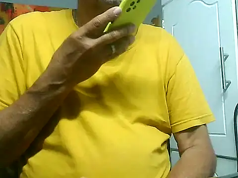 dirtysluttyfist online show from November 28, 2025, 3:47 pm