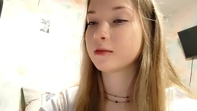 BarkySedna online show from November 22, 2025, 2:32 am