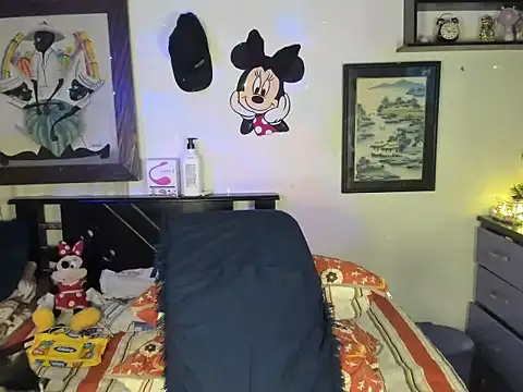 JUANBIGCOCK21CM online show from November 24, 2025, 3:17 am