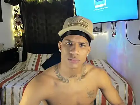 Snapshot of JUANBIGCOCK21CM chatting on July 30, 2026, 1:21 pm JUANBIGCOCK21CM online show from July 30, 2026, 1:21 pm