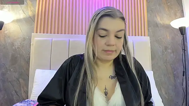 gala montes 30 online show from November 28, 2025, 6:43 pm