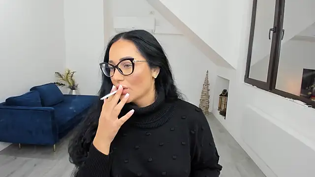 AnyaEvy online show from November 19, 2025, 4:34 am