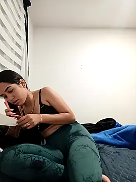 Snapshot of VirginPussyAnita18 chatting on December 2, 2025, 2:28 am VirginPussyAnita18 online show from December 2, 2025, 2:28 am