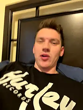 dakota1998x online show from November 13, 2025, 10:41 pm