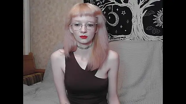 LixLee online show from November 19, 2025, 6:30 pm