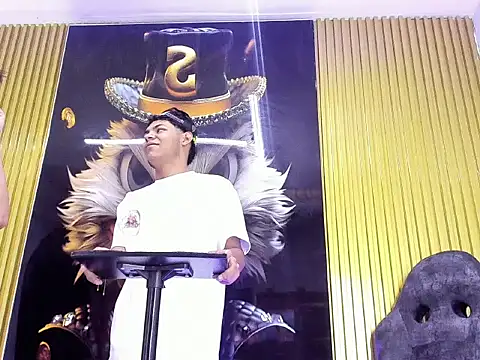 Tommy bigcock19 online show from November 29, 2025, 12:19 pm