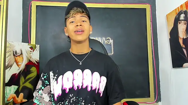 Timmy Kiing  online show from December 1, 2025, 9:20 pm