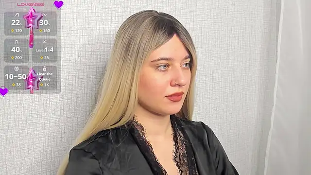 Cherry B1isss online show from November 27, 2025, 8:44 pm