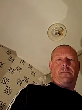 Tyson120 online show from April 18, 2026, 1:20 am