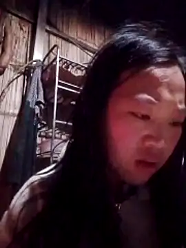 Yumiik2kk online show from December 16, 2025, 9:31 pm