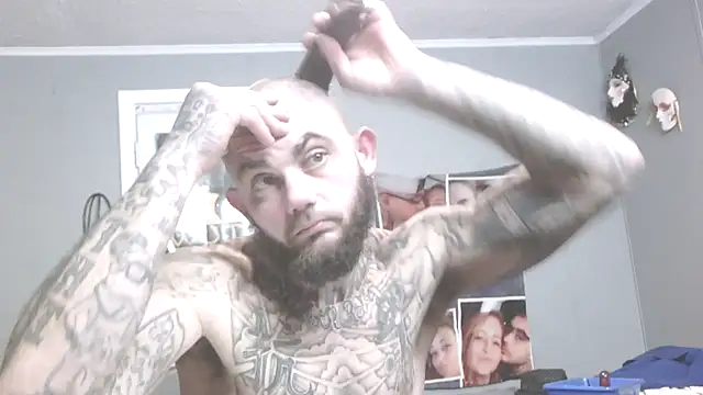 trickydickydaddy online show from January 6, 2026, 5:44 am