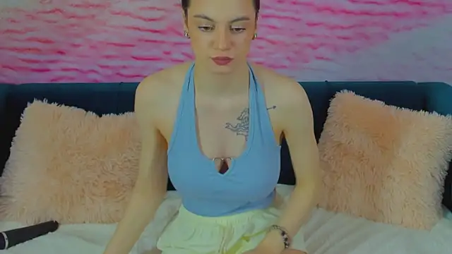 bloom faye online show from November 25, 2025, 1:38 am