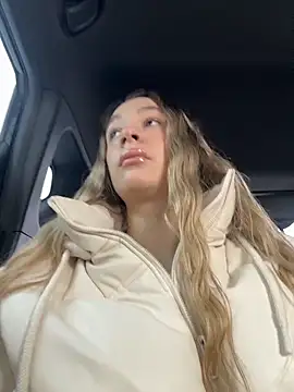 SashaCatt online show from February 16, 2026, 8:10 am