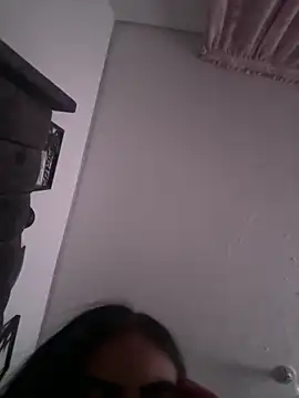 Snapshot of SCARLETT_INK_ chatting on May 24, 2026, 10:31 am SCARLETT INK online show from May 24, 2026, 10:31 am