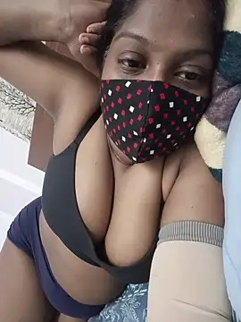 Nikkitha69 online show from November 17, 2025, 4:46 pm