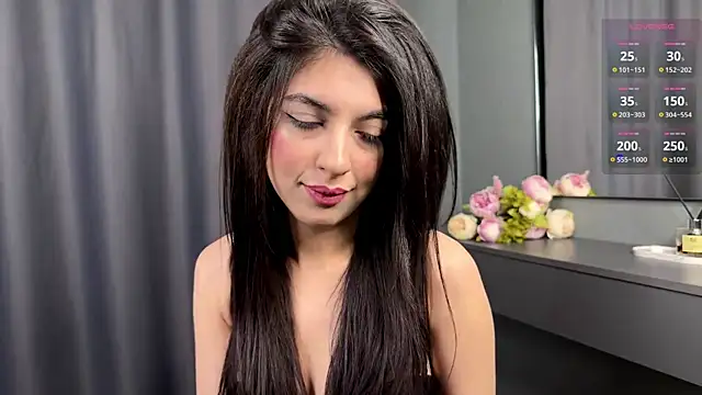 Snapshot of violettabernel chatting on November 26, 2025, 9:32 am violettabernel online show from November 26, 2025, 9:32 am