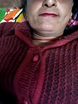 Snapshot of Quin_love143 chatting on February 8, 2026, 12:03 am Quin love143 online show from February 8, 2026, 12:03 am